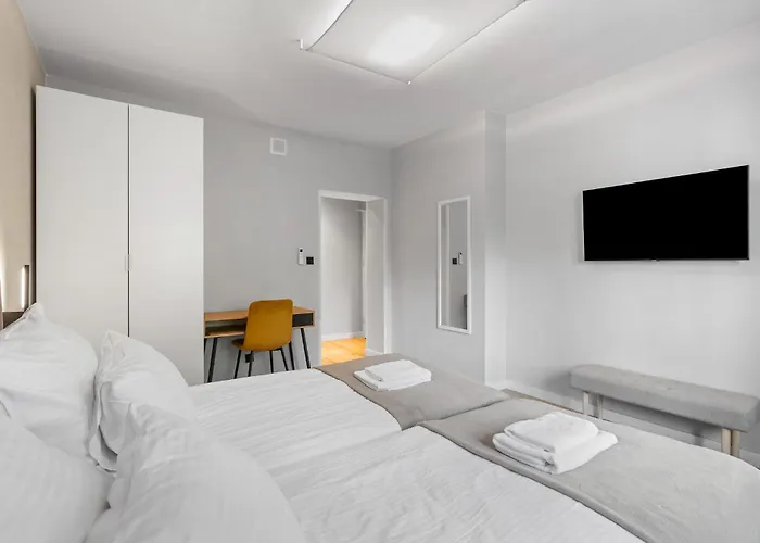 דירה Modra ורשה