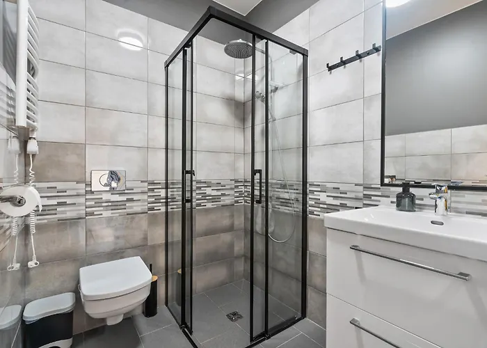 Modra דירה ורשה